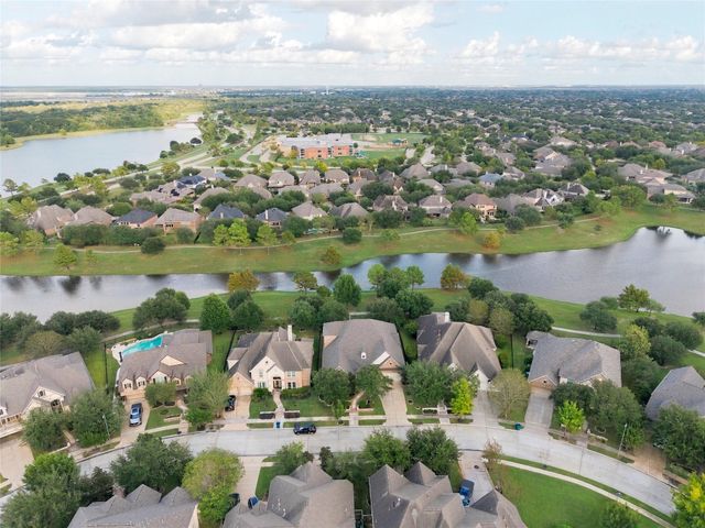 19215 Shady Blossom Drive, Cypress, TX 77433