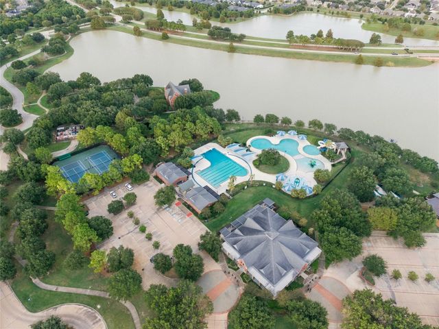 19215 Shady Blossom Drive, Cypress, TX 77433