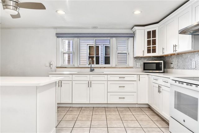 90 Woodbine Street, Providence, RI 02906
