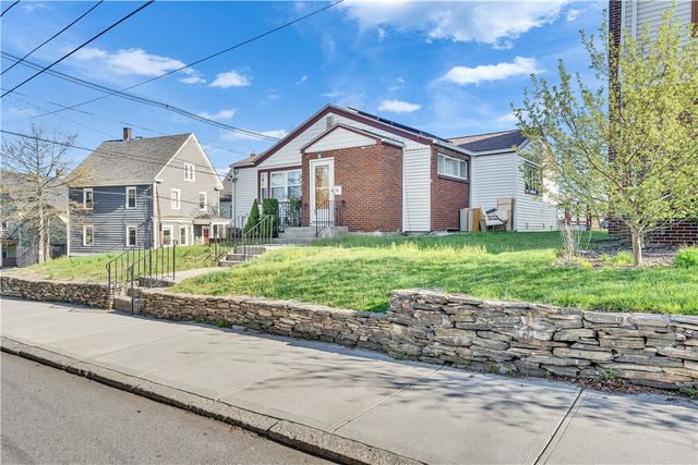 90 Woodbine Street, Providence, RI 02906