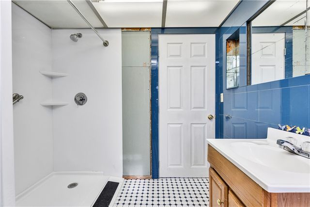 90 Woodbine Street, Providence, RI 02906