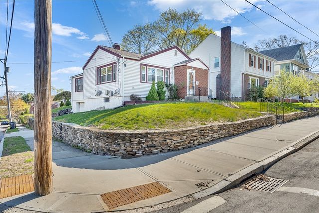 90 Woodbine Street, Providence, RI 02906