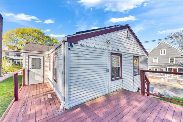 90 Woodbine Street, Providence, RI 02906
