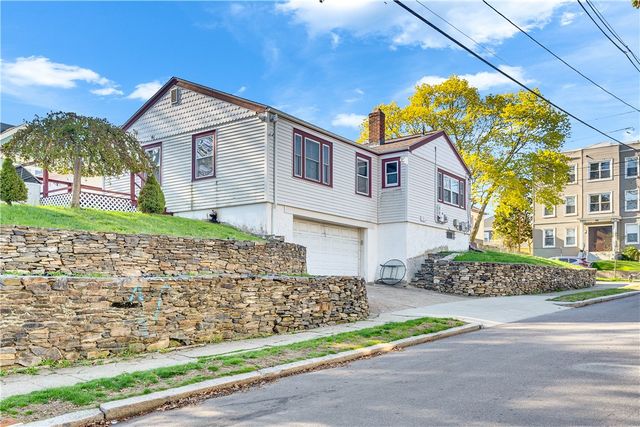 90 Woodbine Street, Providence, RI 02906
