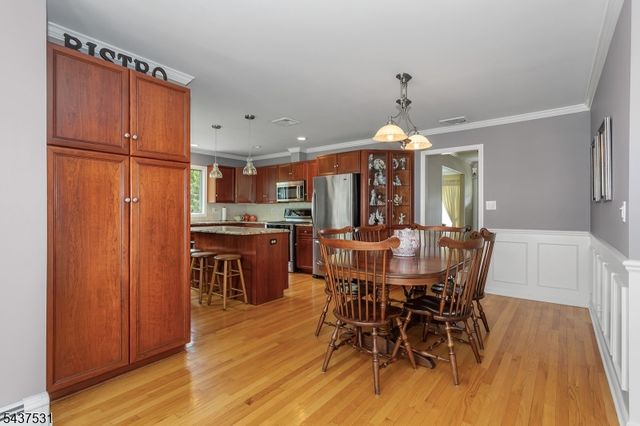 34 Cross Rd, Bernards Twp., NJ 07920