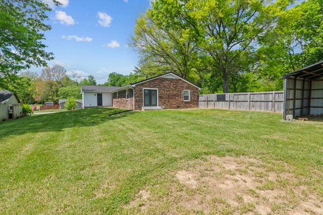 16 Meadowbrook Drive, Frankfort, KY 40601