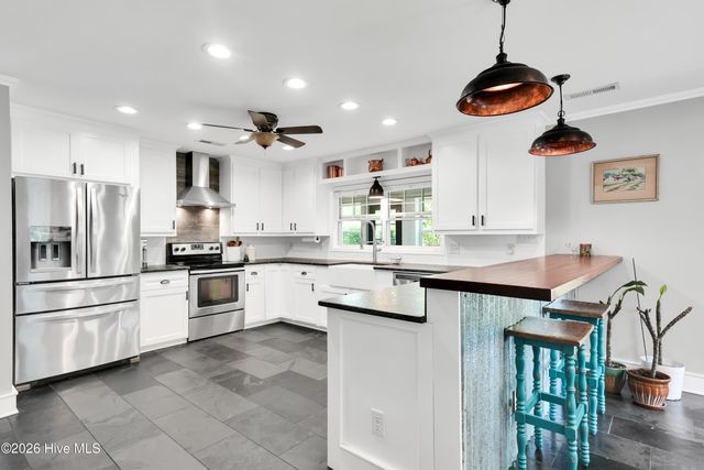 4304 Pennhurst Court, Wilmington, NC 28405