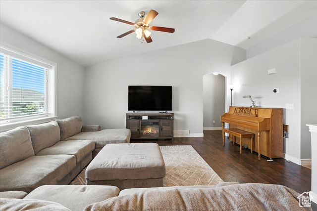 609 N 130 E, Smithfield, UT 84335