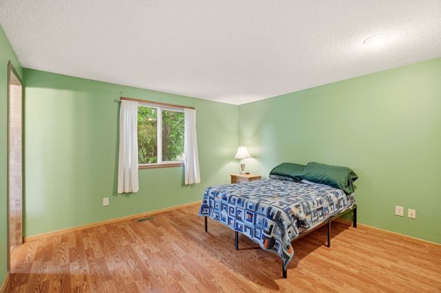 1612 E 49th Ave, Spokane, WA 99223