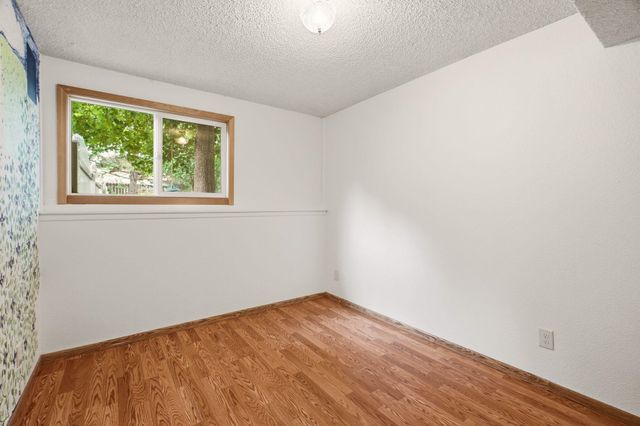 1612 E 49th Ave, Spokane, WA 99223
