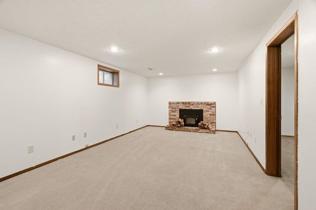 1612 E 49th Ave, Spokane, WA 99223