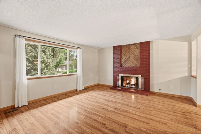 1612 E 49th Ave, Spokane, WA 99223