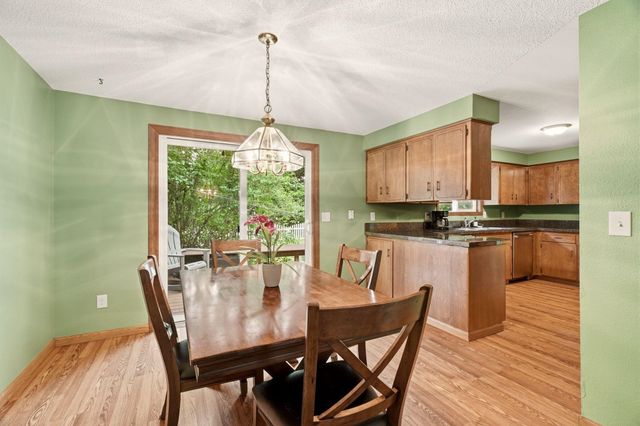 1612 E 49th Ave, Spokane, WA 99223