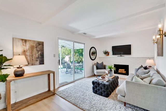 2210 Stebbins Avenue, Santa Clara, CA 95051