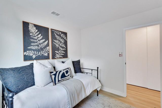 2210 Stebbins Avenue, Santa Clara, CA 95051