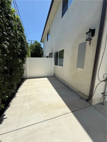 6246 Tujunga Avenue, North Hollywood, CA 91606