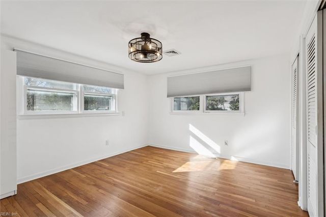 11 Kemper AVE, Newport News, VA 23601