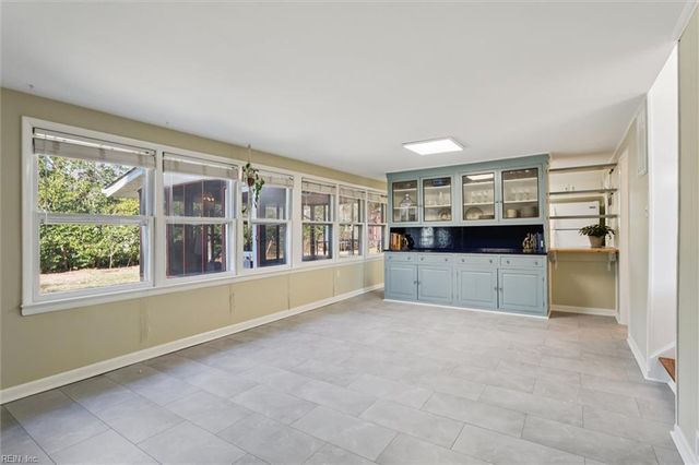 11 Kemper AVE, Newport News, VA 23601