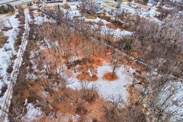 Vl Winters Lane, Whitmore Lake, MI 48189