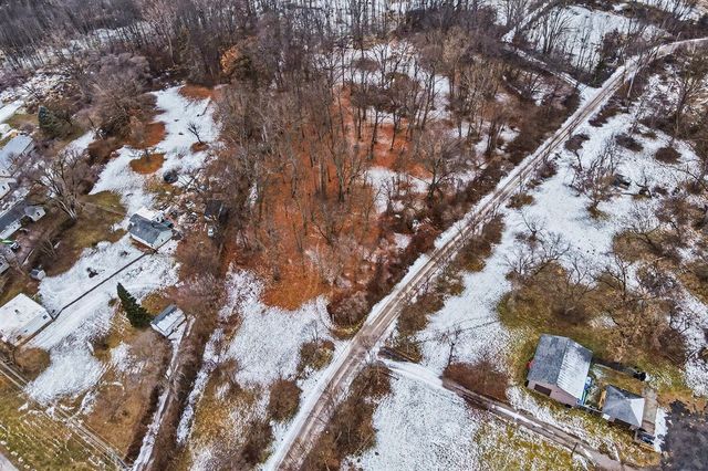 Vl Winters Lane, Whitmore Lake, MI 48189