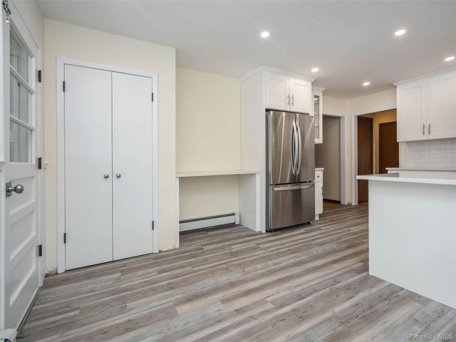 60 Smith Street, Glen Cove, NY 11542