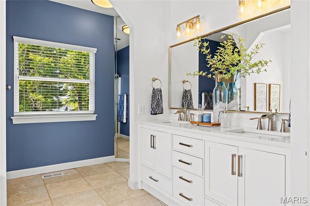 553 Malinmor Drive, Weldon Spring, MO 63304