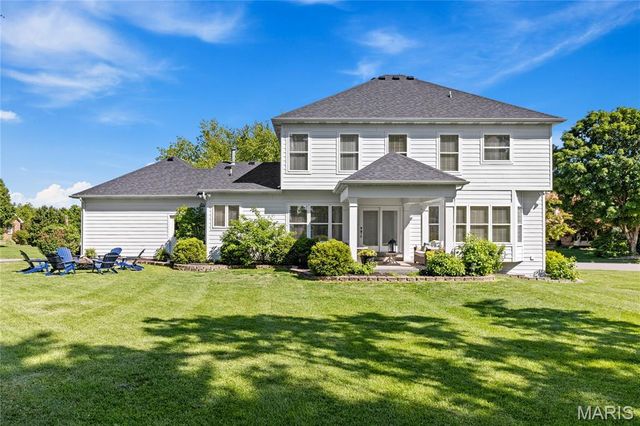 553 Malinmor Drive, Weldon Spring, MO 63304