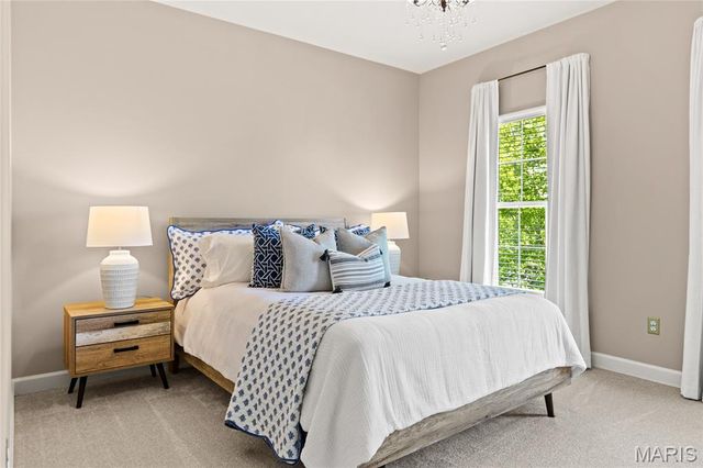 553 Malinmor Drive, Weldon Spring, MO 63304