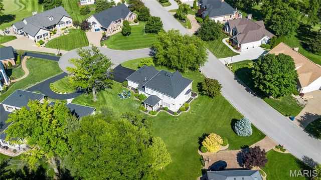 553 Malinmor Drive, Weldon Spring, MO 63304