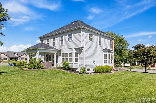 553 Malinmor Drive, Weldon Spring, MO 63304