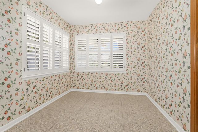 450 Dover Lane, Spring, TX 77373