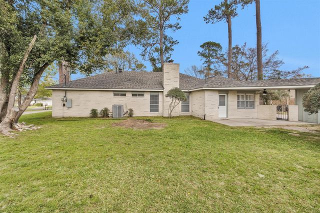 450 Dover Lane, Spring, TX 77373