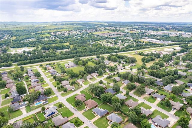 1616 Valley View Street, Van Buren, AR 72956