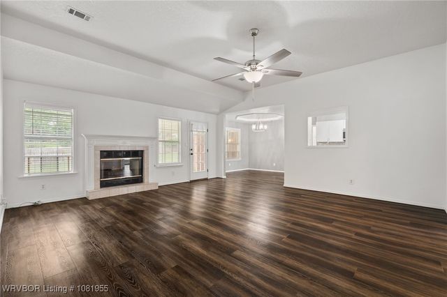 1616 Valley View Street, Van Buren, AR 72956