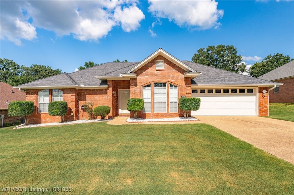 1616 Valley View Street, Van Buren, AR 72956