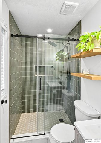 13954 Arbor Circle, Omaha, NE 68144