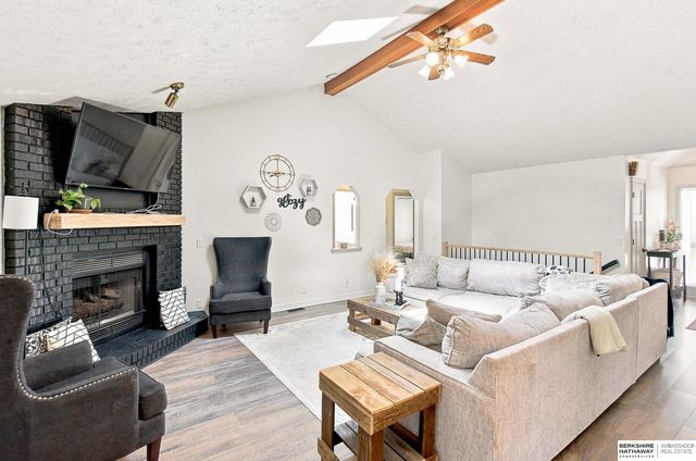 13954 Arbor Circle, Omaha, NE 68144