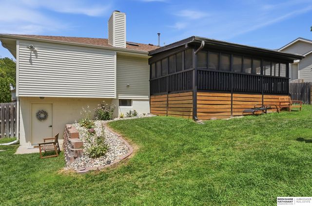 13954 Arbor Circle, Omaha, NE 68144