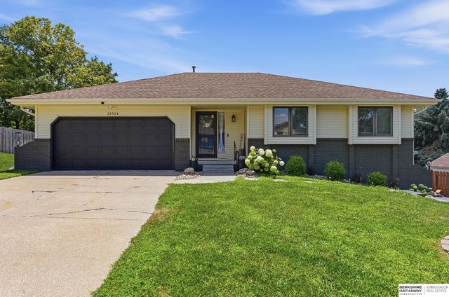 13954 Arbor Circle, Omaha, NE 68144