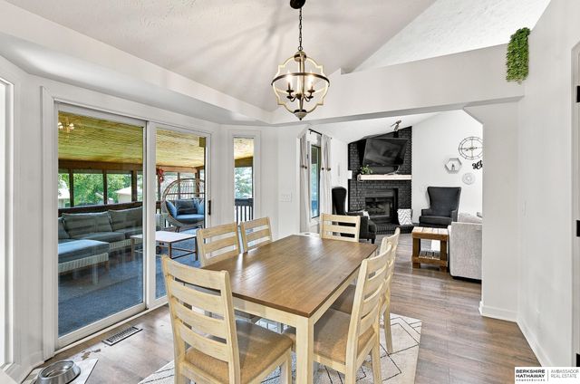 13954 Arbor Circle, Omaha, NE 68144