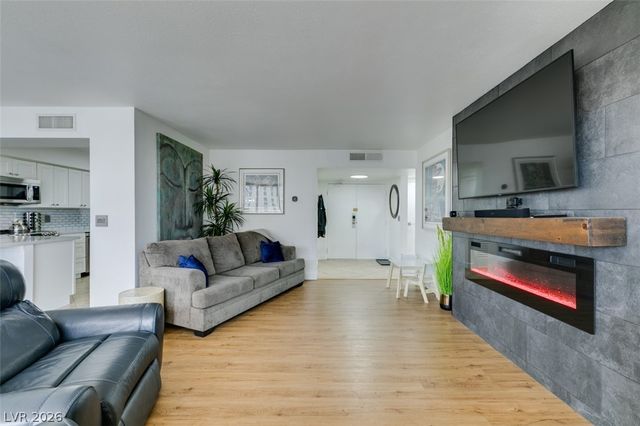 205 East Harmon Avenue 1005, Las Vegas, NV 89169