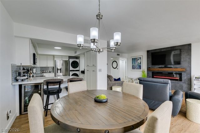 205 East Harmon Avenue 1005, Las Vegas, NV 89169