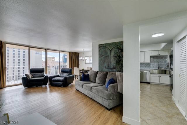 205 East Harmon Avenue 1005, Las Vegas, NV 89169