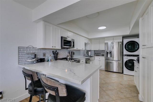 205 East Harmon Avenue 1005, Las Vegas, NV 89169