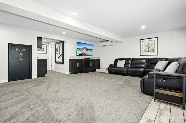 11807 51st Avenue NE, Marysville, WA 98271