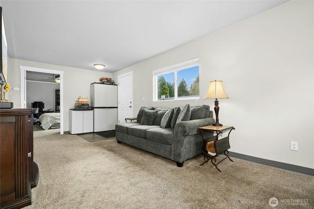 11807 51st Avenue NE, Marysville, WA 98271