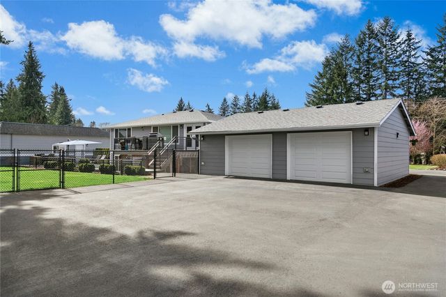 11807 51st Avenue NE, Marysville, WA 98271