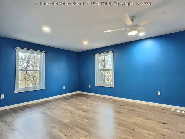 322 Grandview Drive, Hurricane, WV 25526