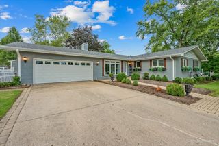 39W440 Campton Hills Drive, Campton Hills, IL 60175