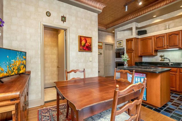 701 Dennison Avenue, Columbus, OH 43215